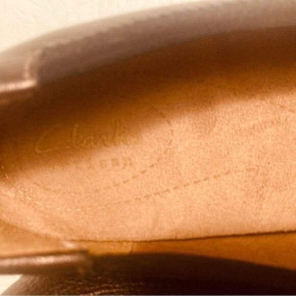 Clarks Artisan Metallic Slip On Shoes - Picture 7 of 8